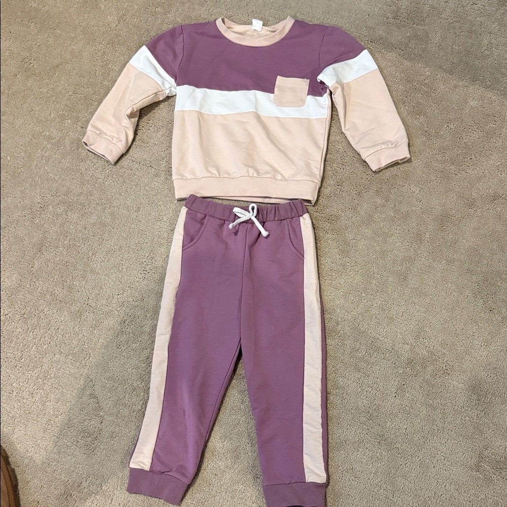 Kids' Cozy Two-Tone Jogger Set